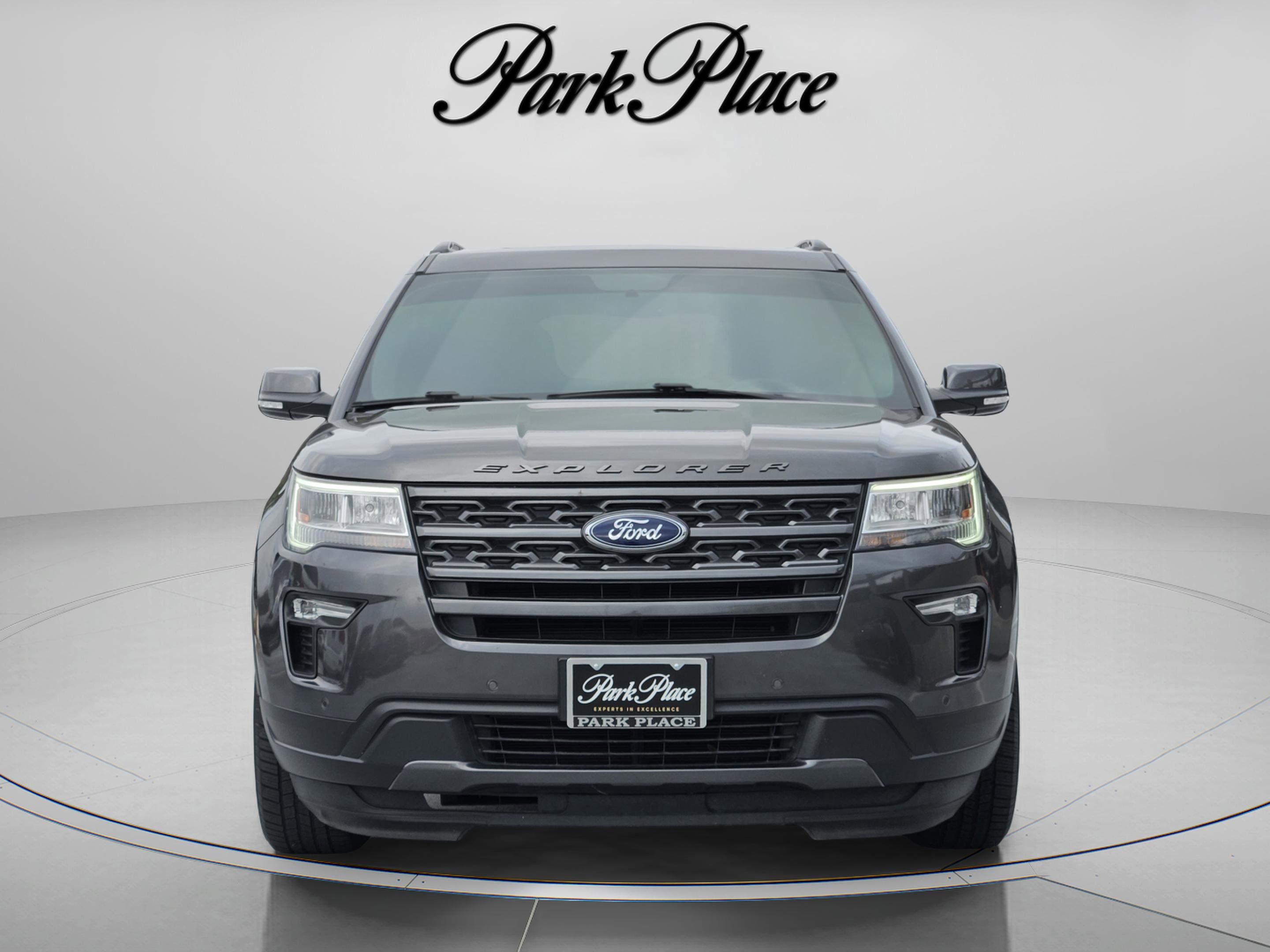 Used 2019 Ford Explorer XLT w/ Equipment Group 202A image 9