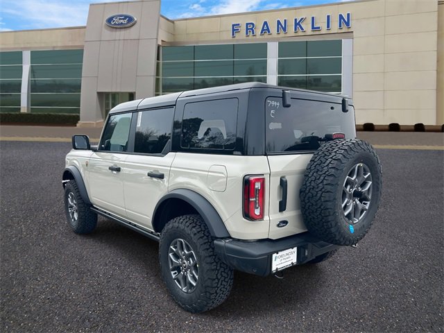 New 2025 Ford Bronco Badlands image 5