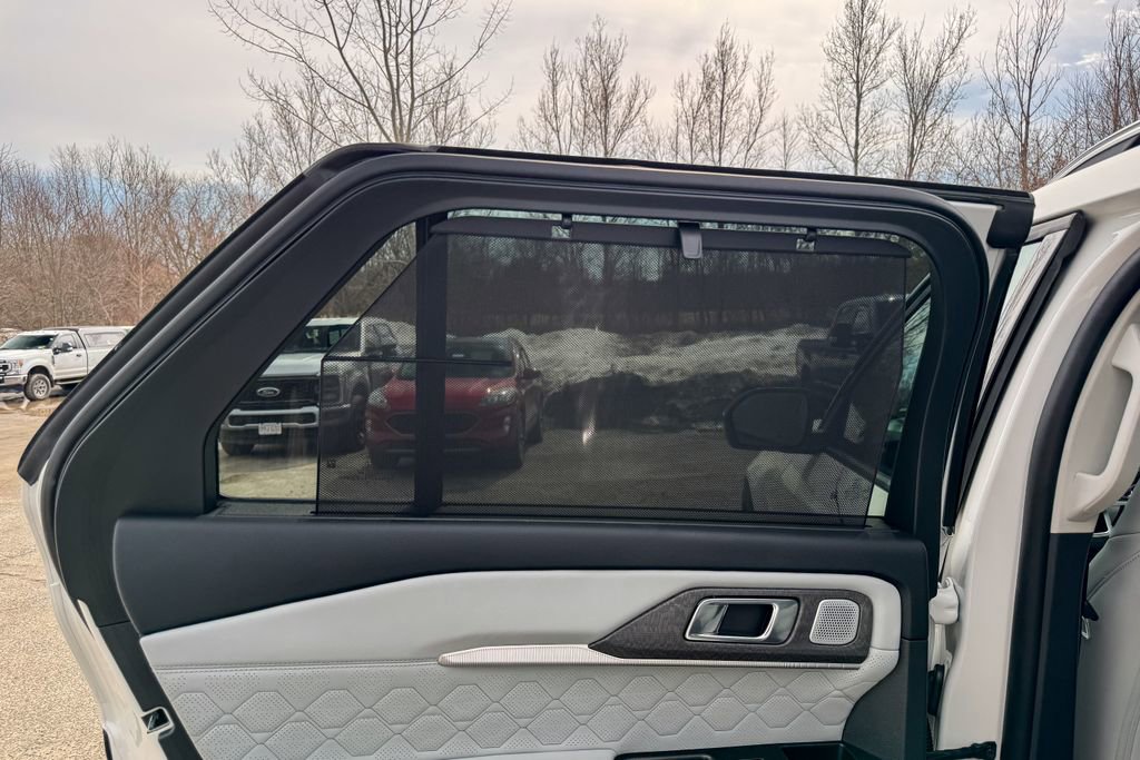 Certified 2025 Ford Explorer Platinum w/ Ultimate Package image 26