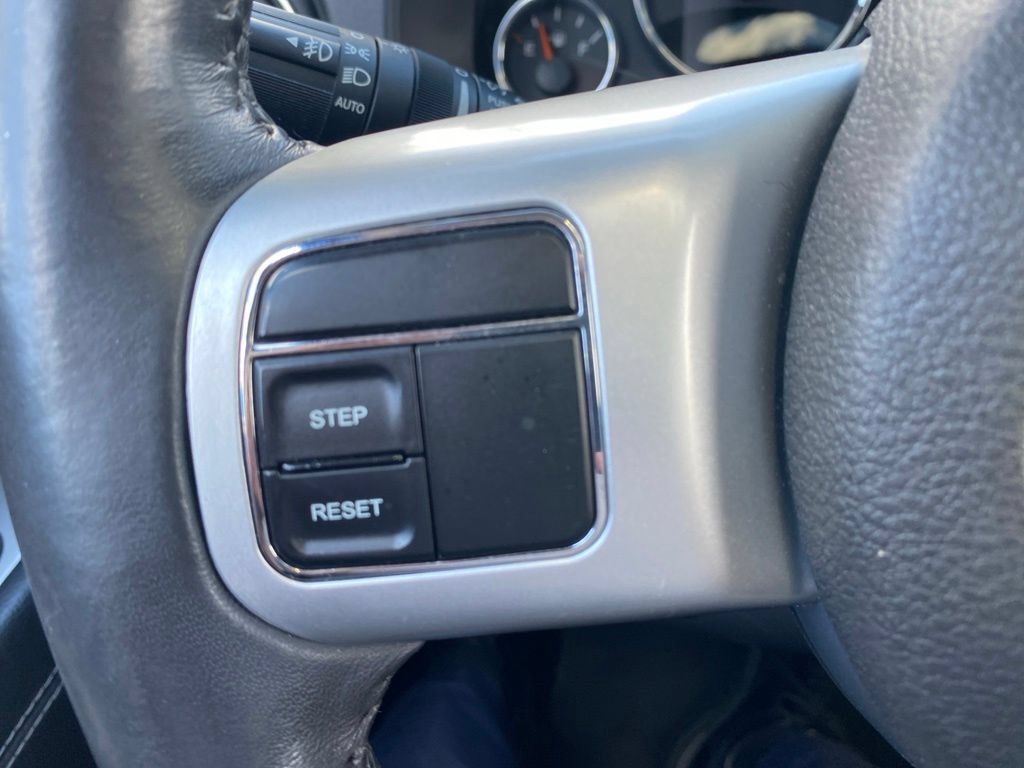 Used 2017 Jeep Compass High Altitude AWD/4WD image 17