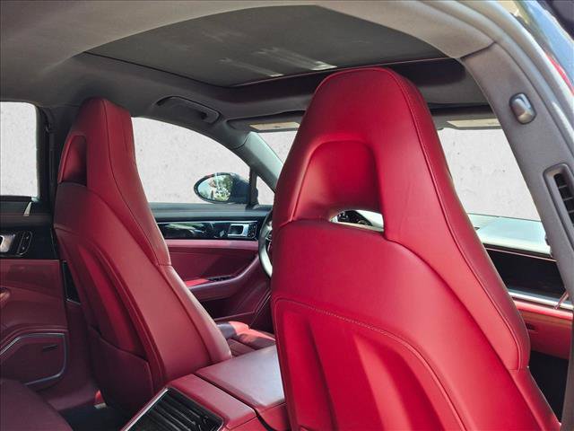 Used 2017 Porsche Panamera 4 AWD/4WD image 17