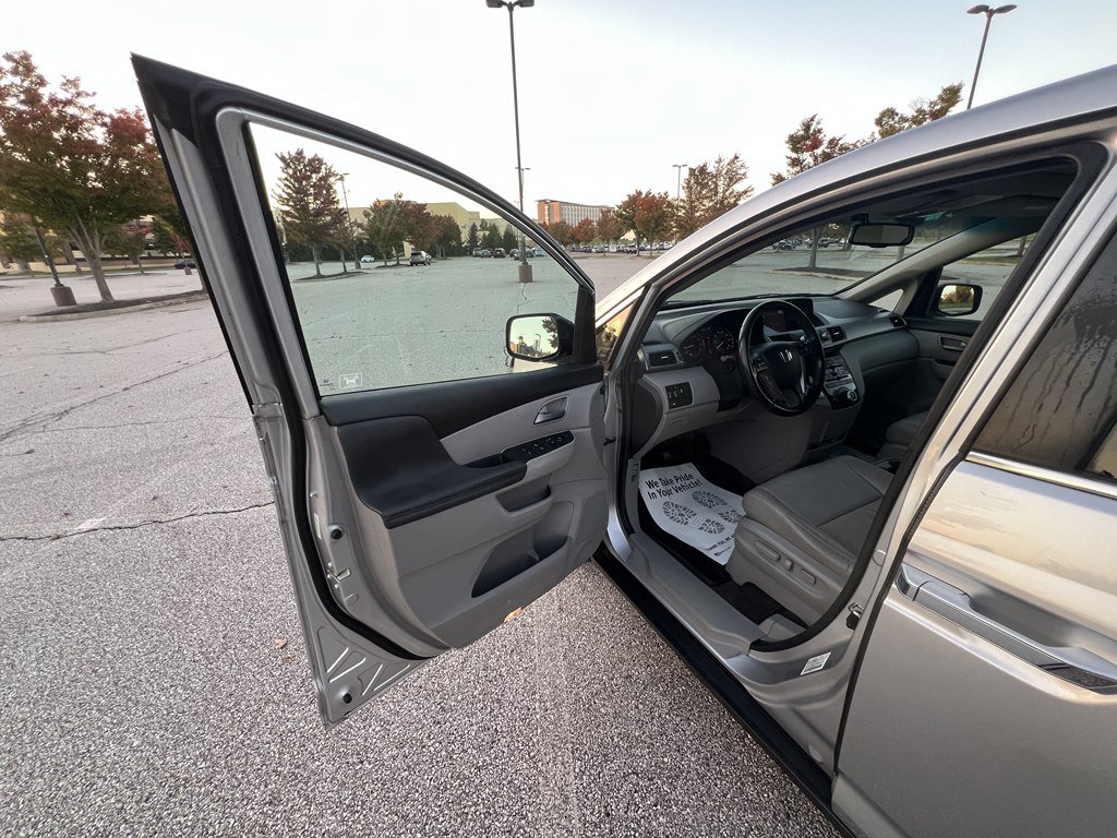Used 2012 Honda Odyssey EX-L image 17