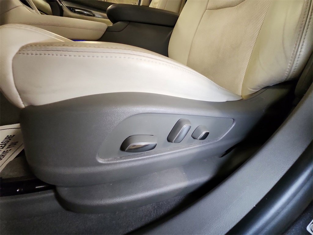 Used 2019 Cadillac XT5 Luxury image 13