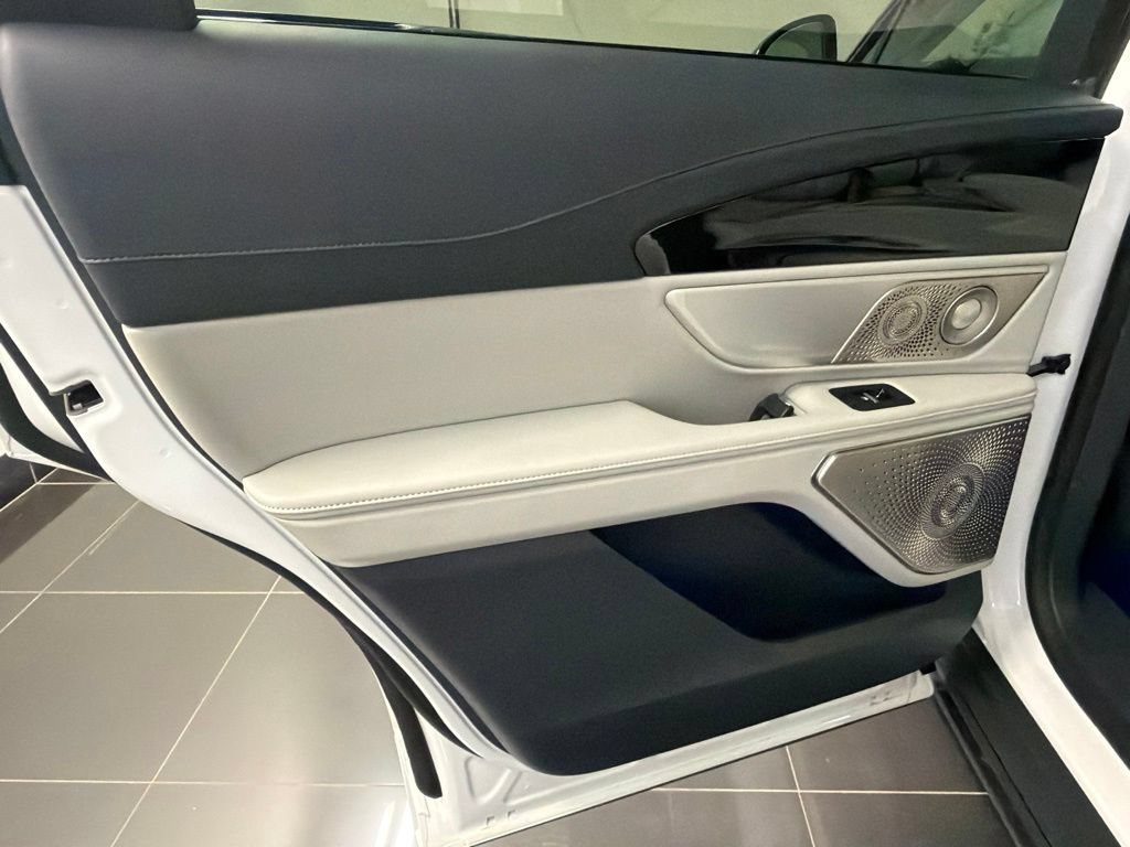 New 2026 Lincoln Nautilus Reserve AWD/4WD image 40