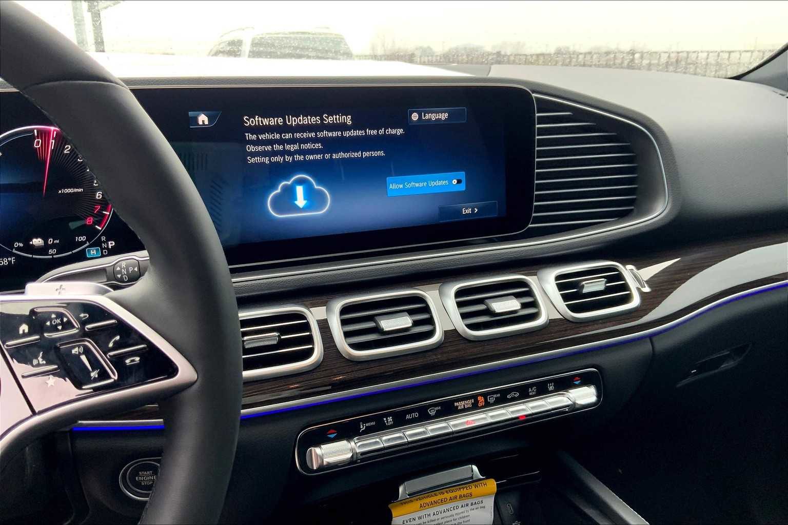 New 2025 Mercedes-Benz GLE 450e GLE 450e image 13