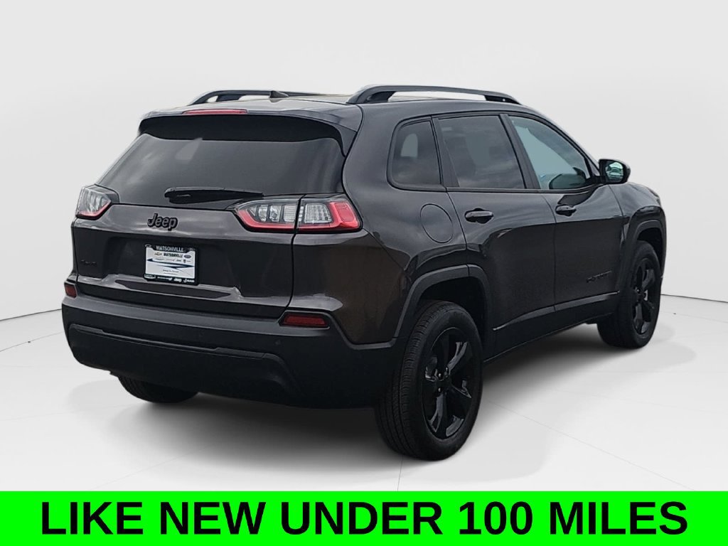 Used 2023 Jeep Cherokee Altitude Lux AWD/4WD image 3