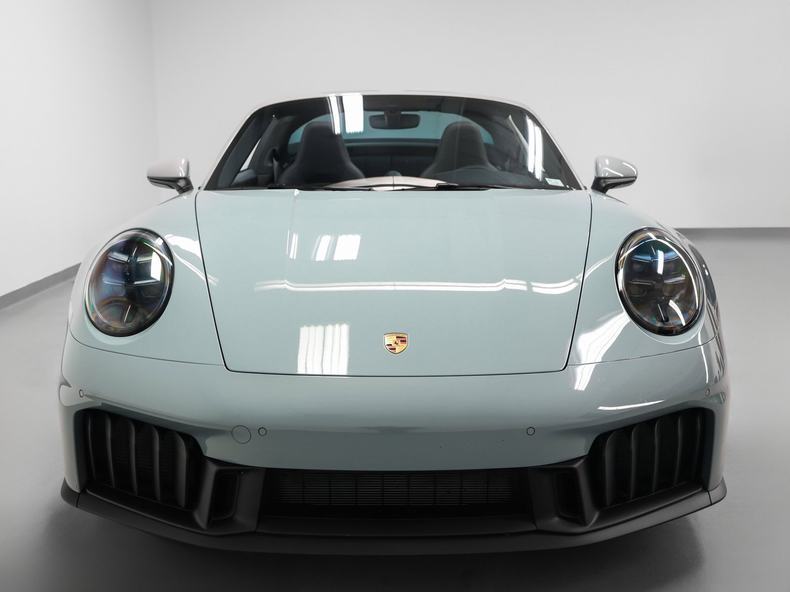 Used 2025 Porsche 911 Targa 4 GTS image 9