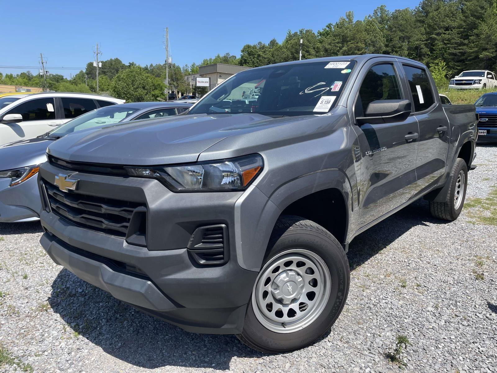 Used 2023 Chevrolet Colorado W/T image 3