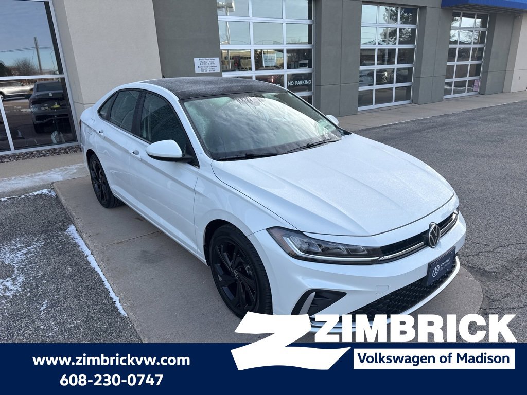 Certified 2025 Volkswagen Jetta SE