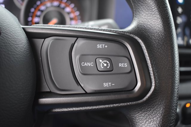 Used 2025 Jeep Wrangler Sport image 19