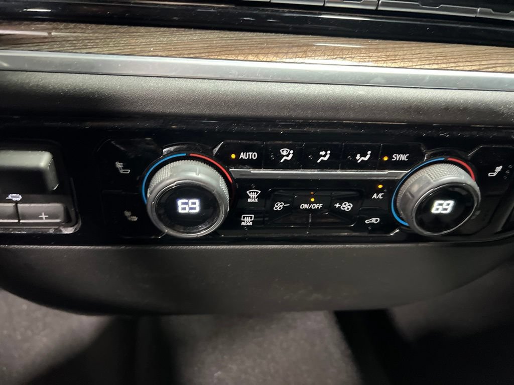 Used 2026 Chevrolet Silverado 1500 LT AWD/4WD image 25