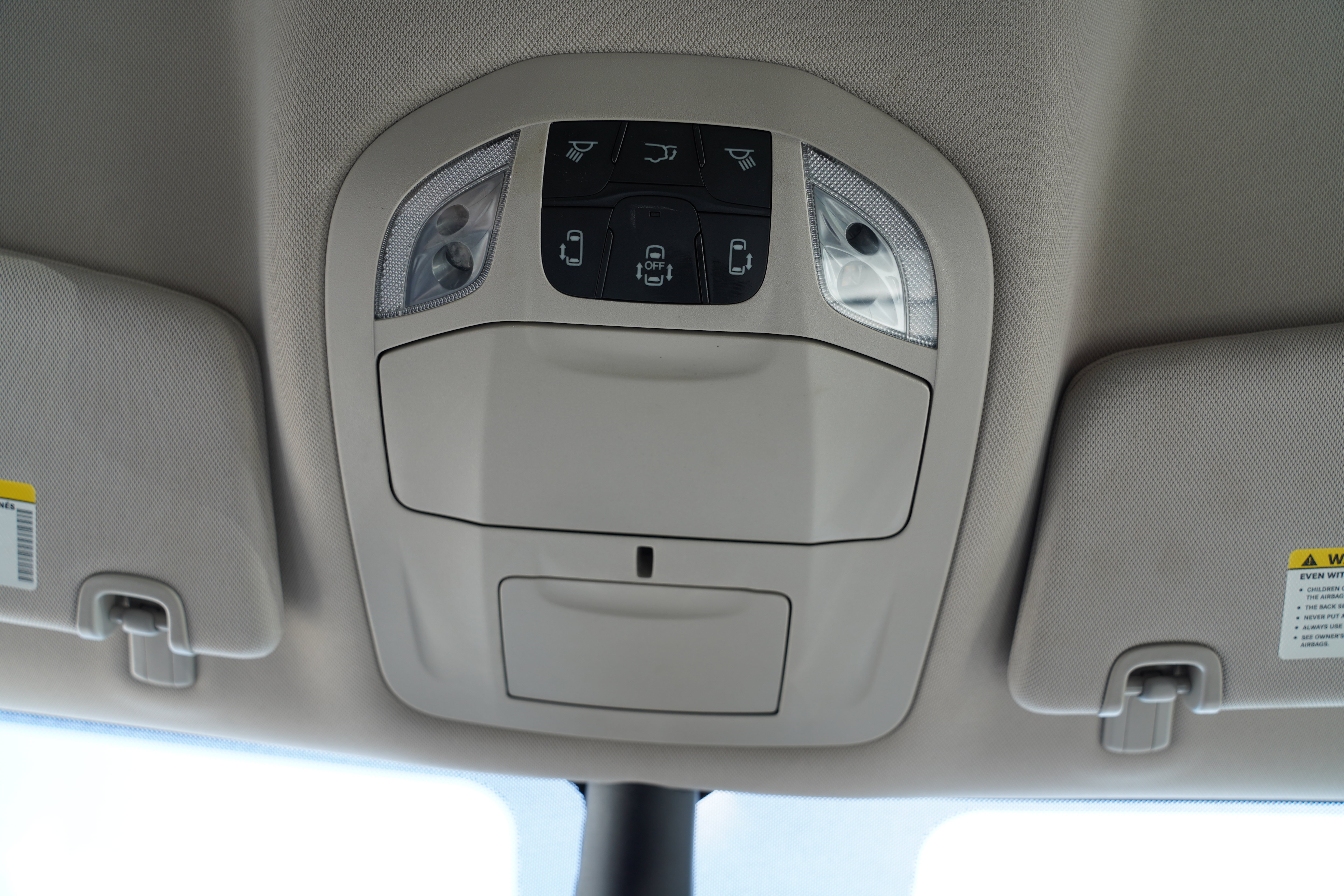 Used 2024 Chrysler Pacifica Touring-L FWD image 29