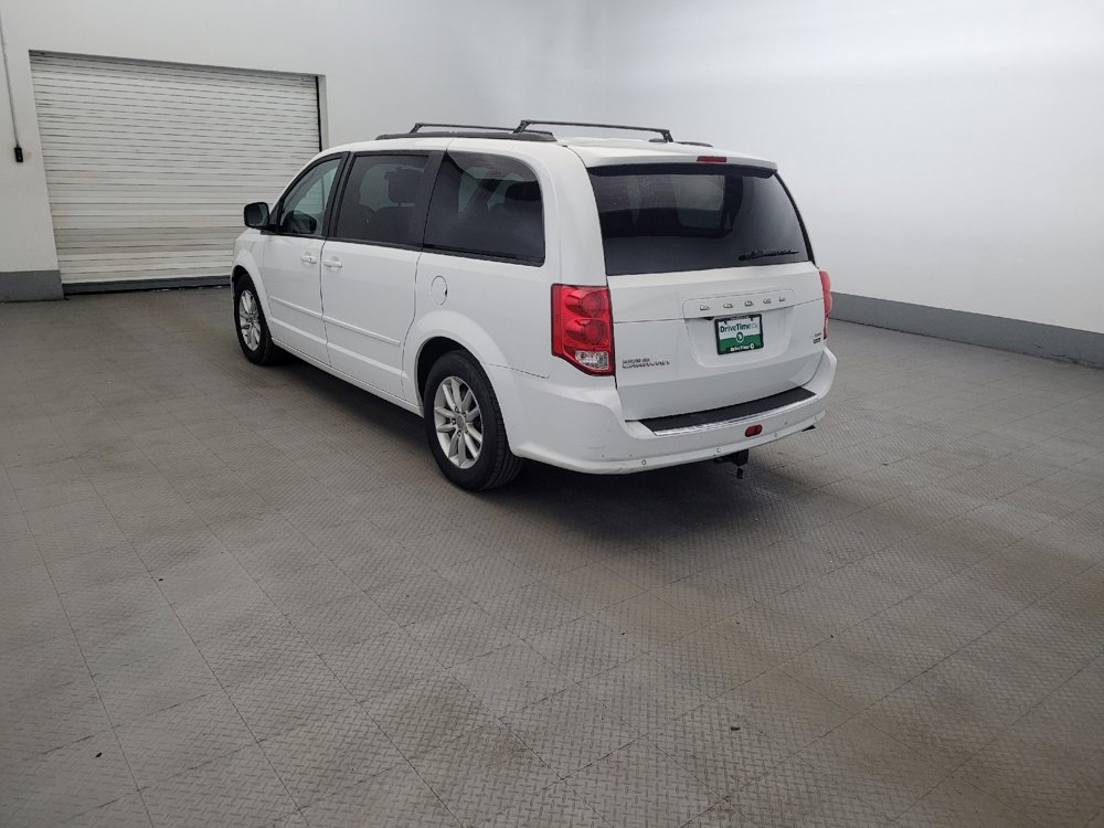 Used 2015 Dodge Grand Caravan SXT w/ Rear Park Assist Package FWD image 5