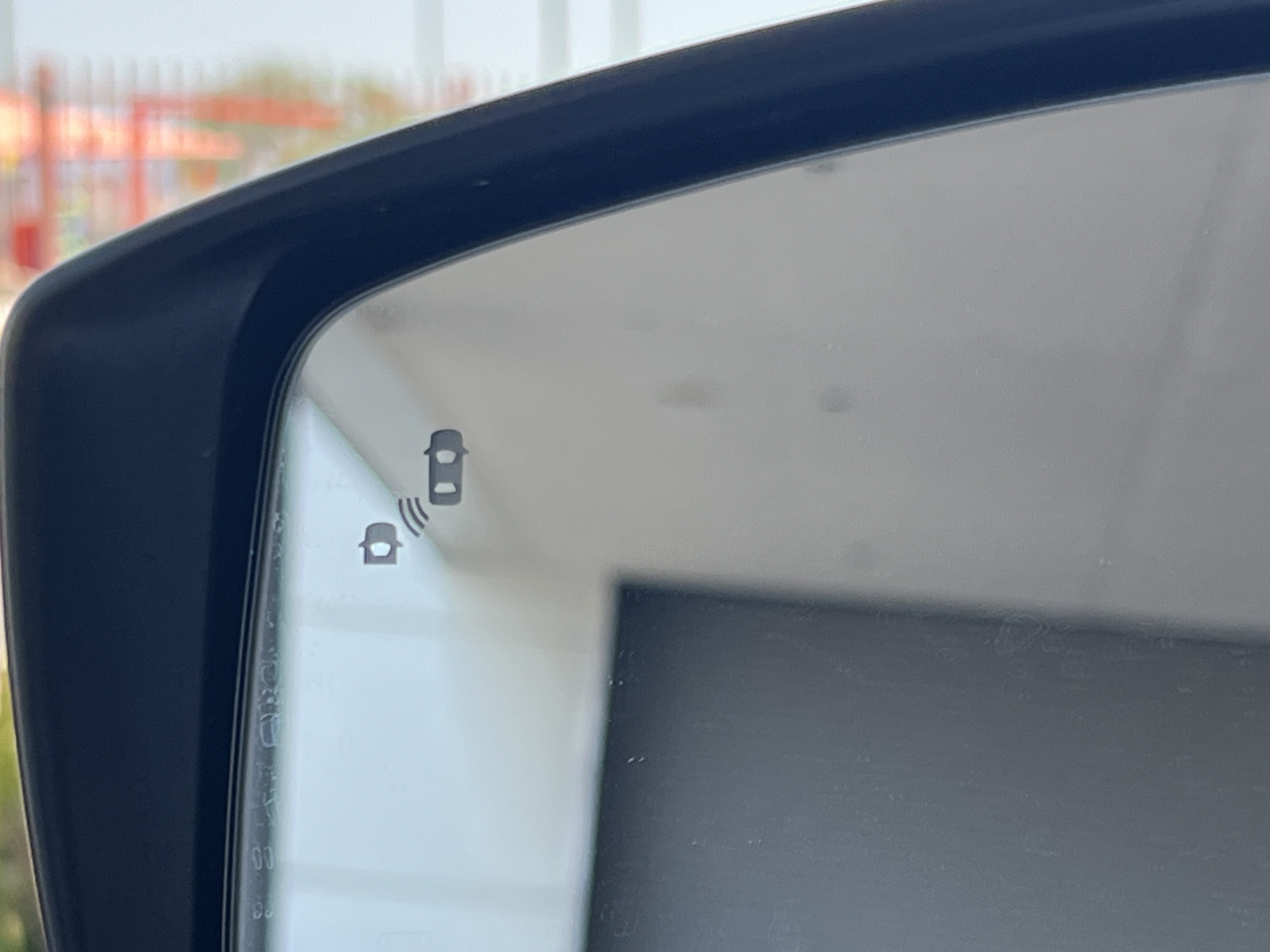 Used 2025 Nissan Versa SV FWD image 23