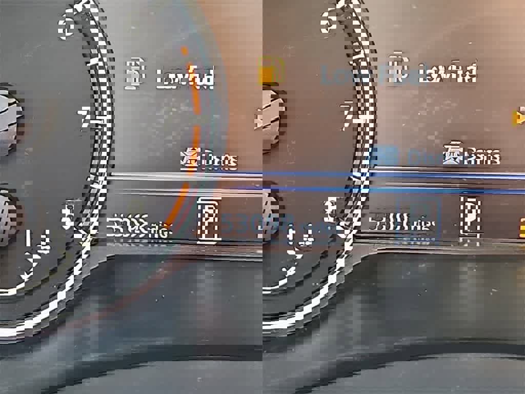 Used 2024 Nissan Altima 2.5 SV image 14