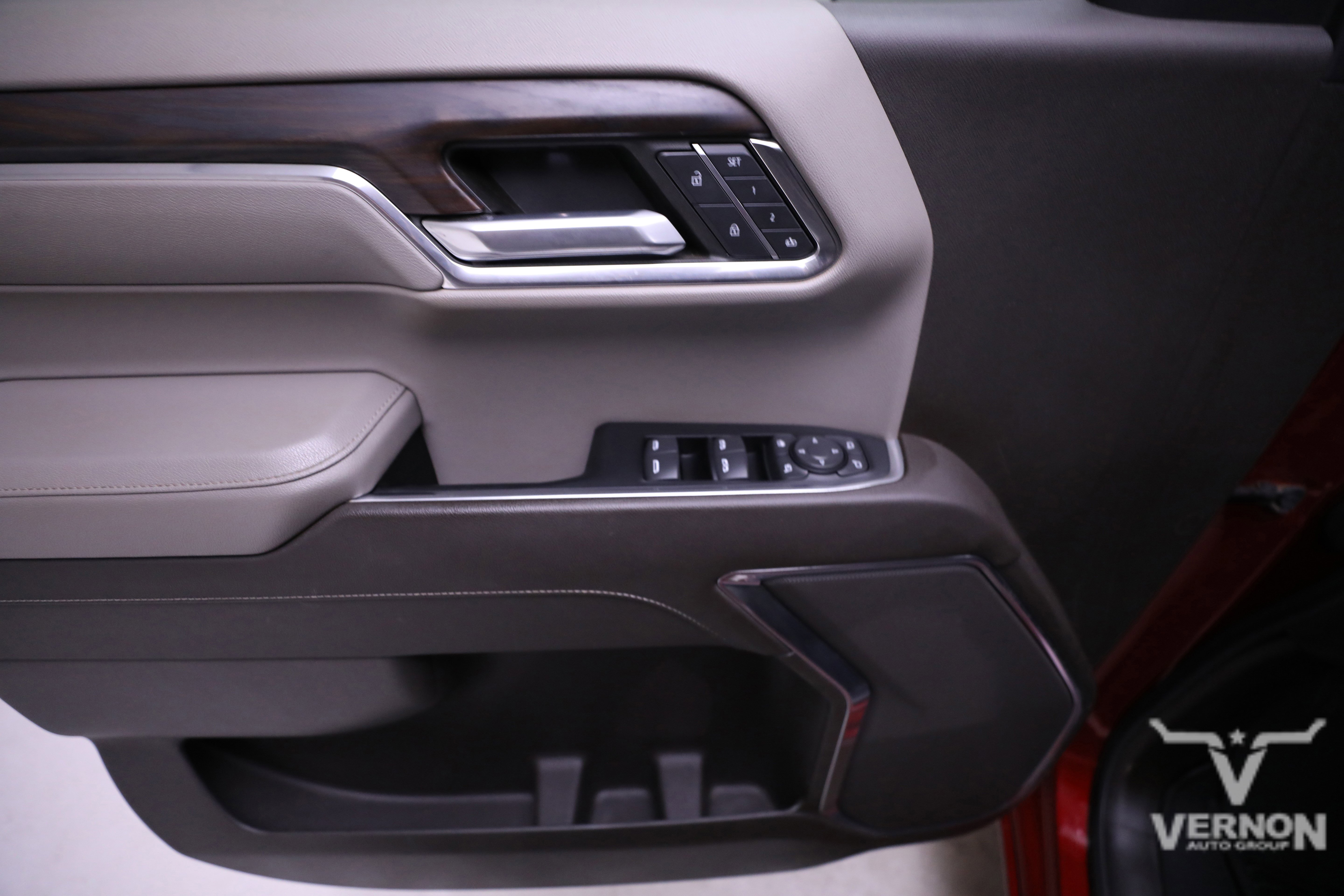 Used 2022 GMC Sierra 1500 SLT w/ X31 Off-Road Package image 19