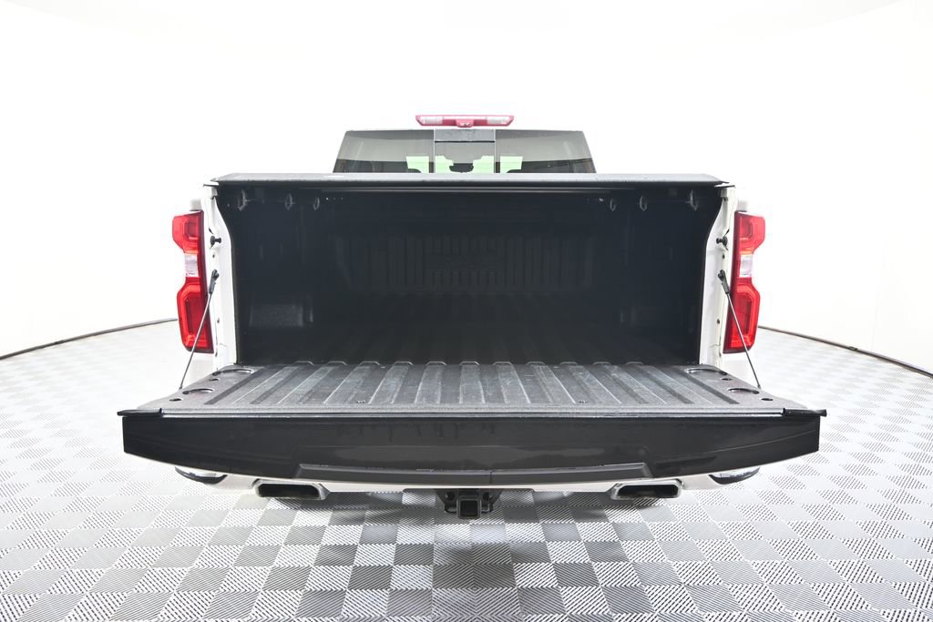 Used 2022 Chevrolet Silverado 1500 High Country w/ High Country Premium Package image 6