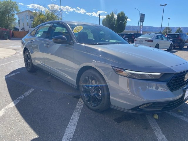 New 2025 Honda Accord SE image 4