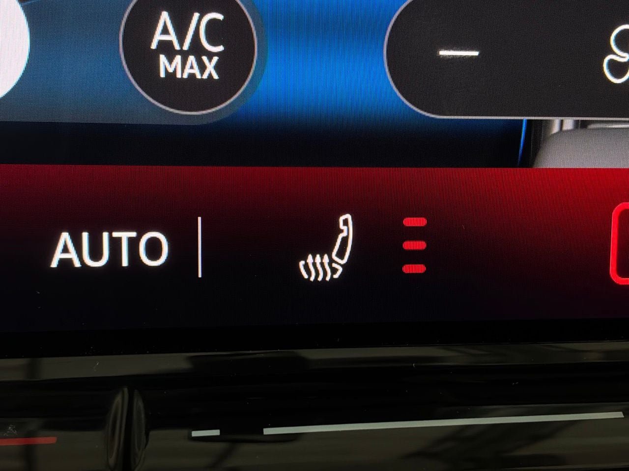 Used 2026 Volkswagen Tiguan SE FWD image 28