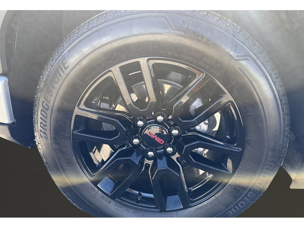 Used 2025 GMC Sierra 1500 Elevation image 12