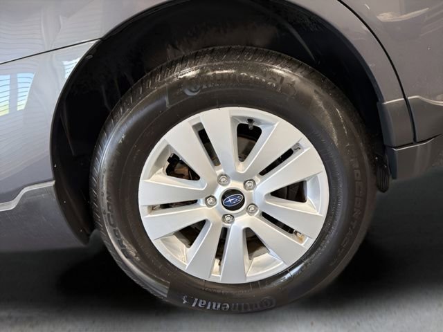 Used 2019 Subaru Outback 2.5i AWD/4WD image 35