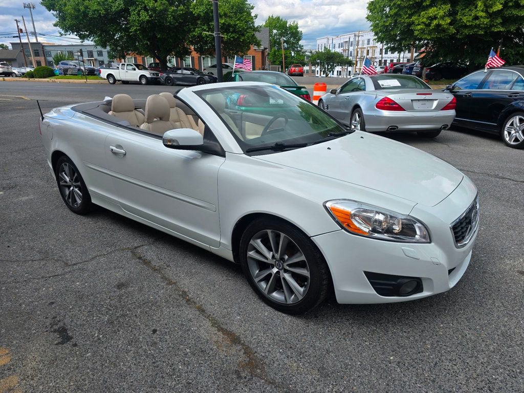 Used 2011 Volvo C70 T5 w/ Convenience Pkg FWD image 12