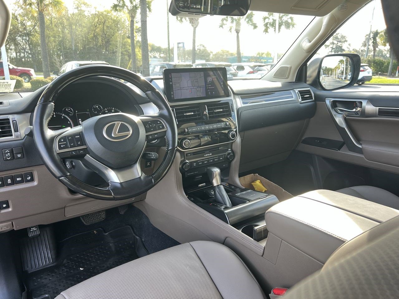 Used 2022 Lexus GX 460 Premium w/ Premium Plus Package AWD/4WD image 30