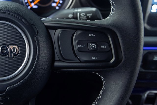 Used 2023 Jeep Wrangler Freedom Edition image 16