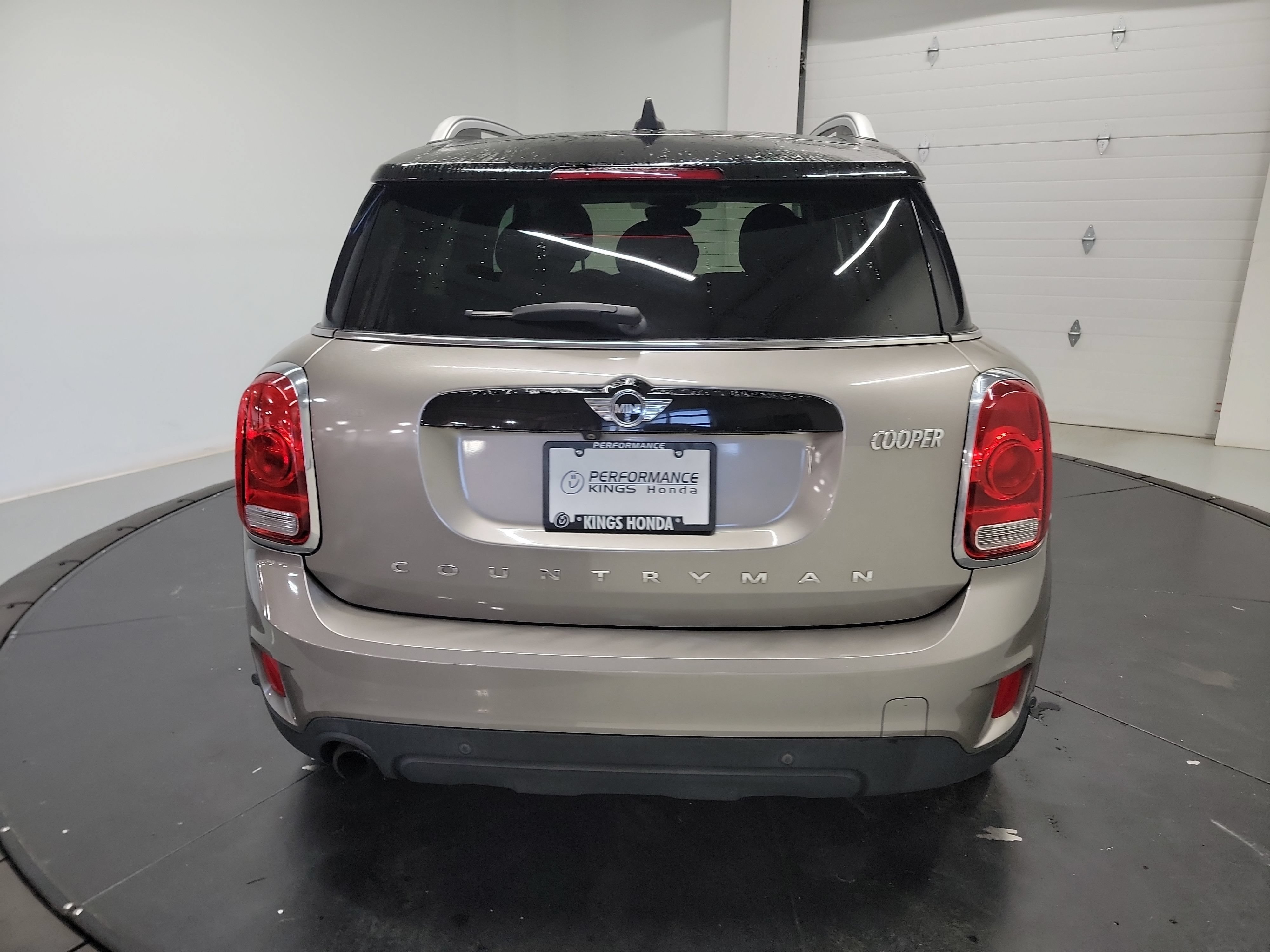 Used 2017 MINI Cooper Countryman FWD image 8
