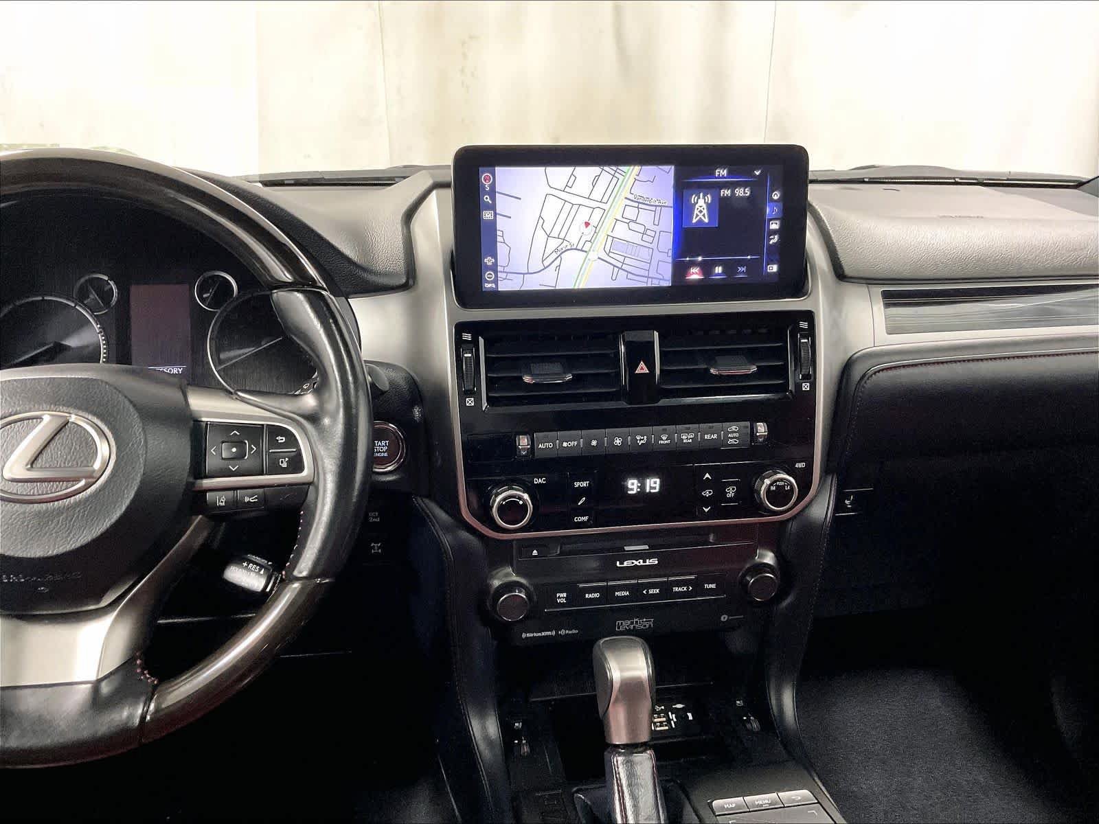 Used 2023 Lexus GX 460 Luxury w/ Sport Design Package AWD/4WD image 18