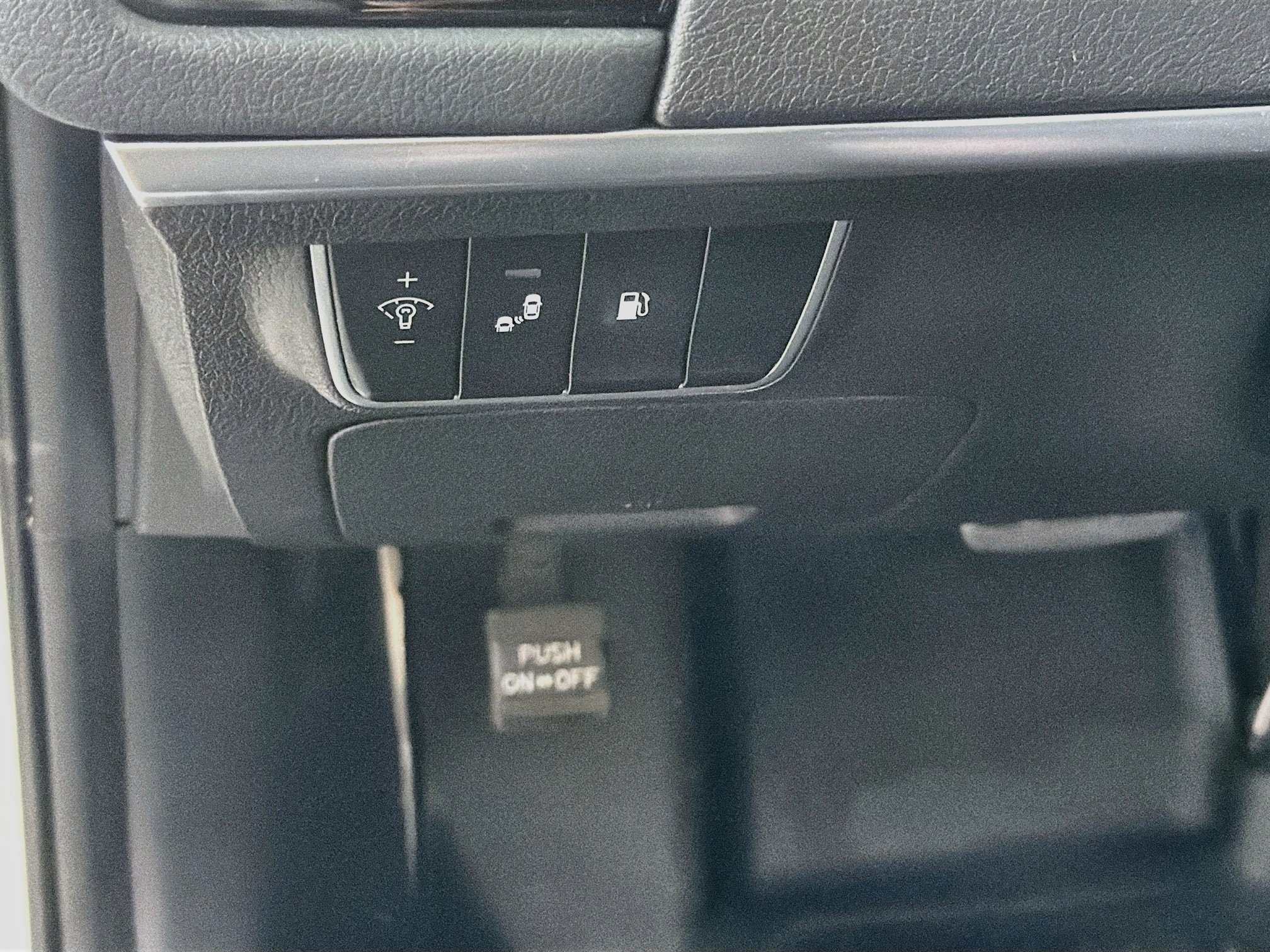 Used 2020 Kia Stinger GT-Line RWD image 16