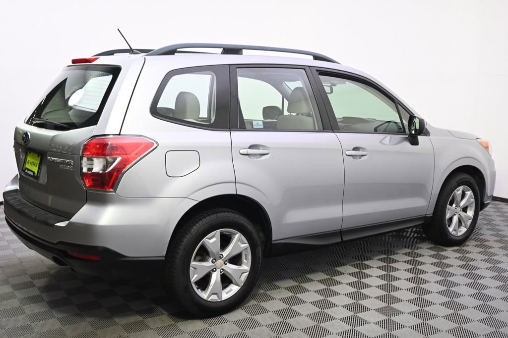 Used 2015 Subaru Forester 2.5i w/ Alloy Wheel Package AWD/4WD image 7