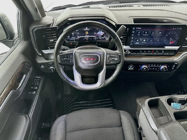 Used 2024 GMC Sierra 1500 Elevation AWD/4WD image 18