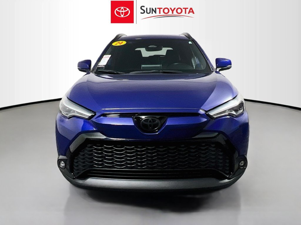 Used 2024 Toyota Corolla Cross AWD Hybrid w/ Convenience Package image 8