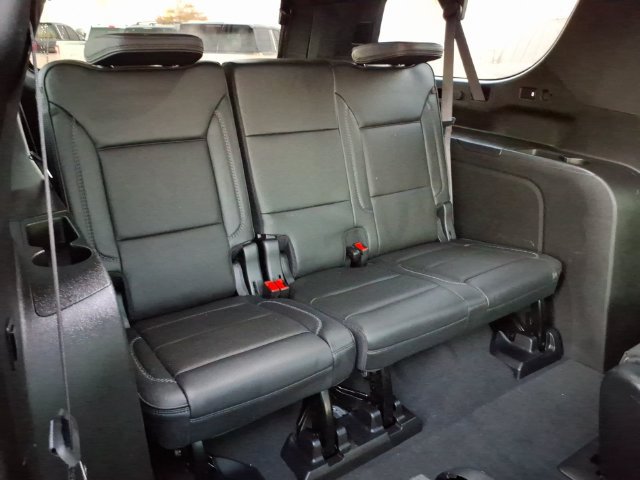 Used 2024 GMC Yukon XL Denali w/ Advanced Technology Package AWD/4WD image 24