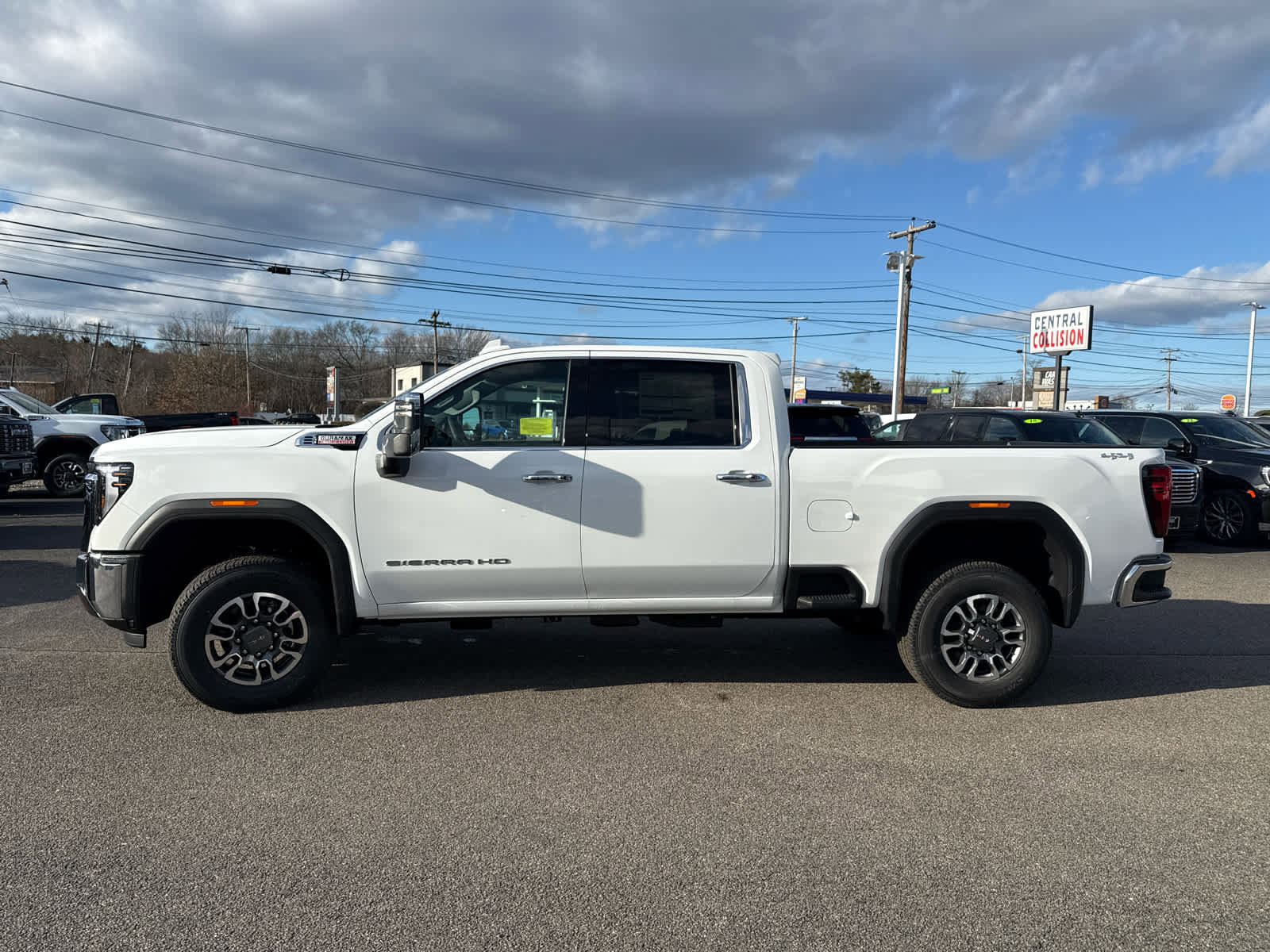New 2026 GMC Sierra 2500 SLT image 4