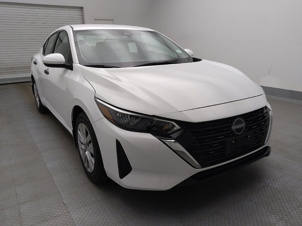 Used 2025 Nissan Sentra S image 13
