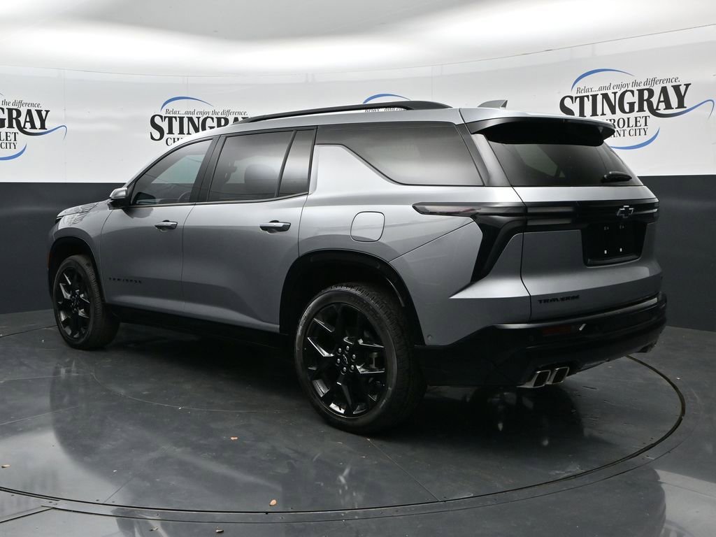 Used 2024 Chevrolet Traverse RS w/ LPO, Floor Liner Package FWD image 5