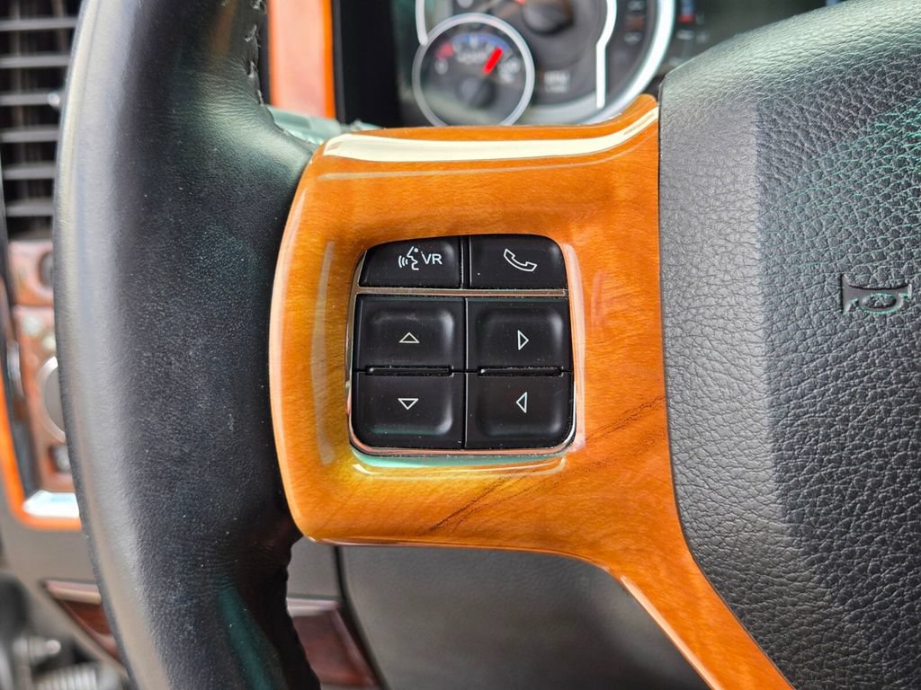Used 2015 RAM 2500 Laramie AWD/4WD image 18