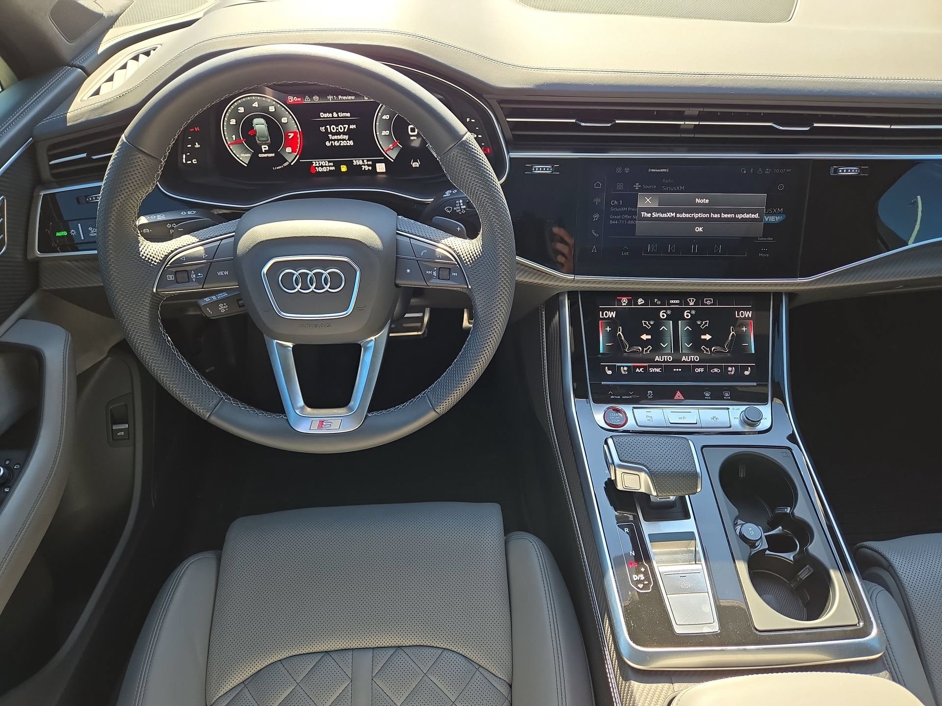 Certified 2025 Audi SQ7 Prestige AWD/4WD image 14