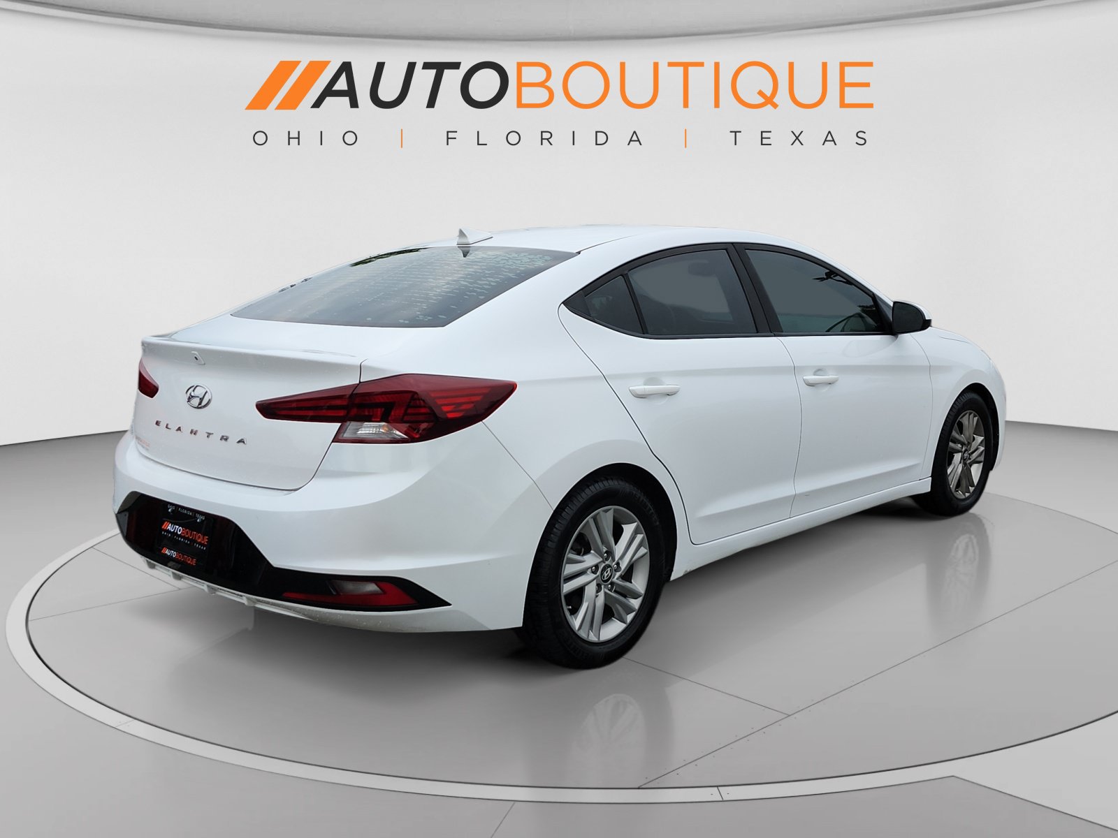 Used 2019 Hyundai Elantra SEL w/ Cargo Package FWD image 5