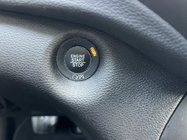 Used 2020 Jeep Cherokee Latitude Plus image 34