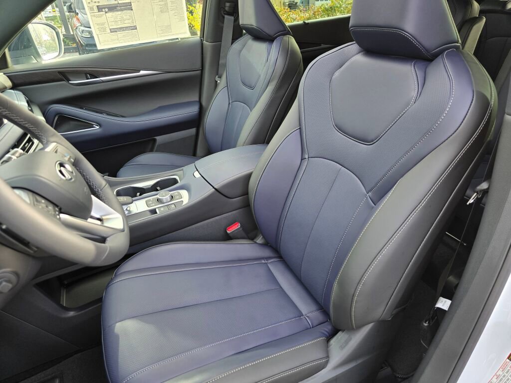 New 2026 INFINITI QX60 Sport image 24