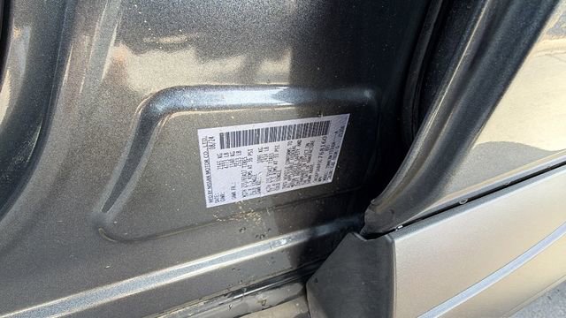 Used 2025 Nissan Rogue S image 33