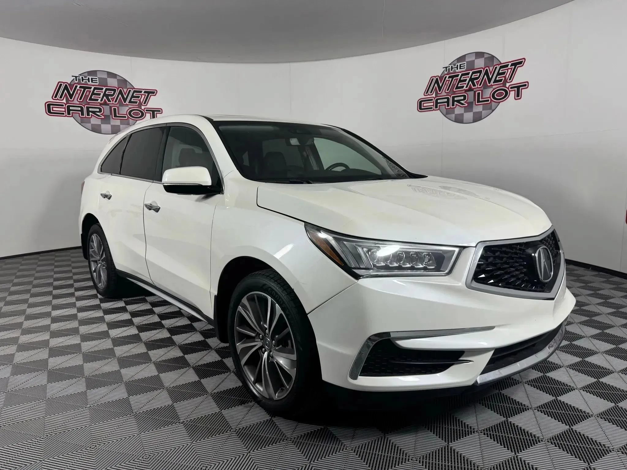 Used 2017 Acura MDX w/ Technology Package AWD/4WD image 9