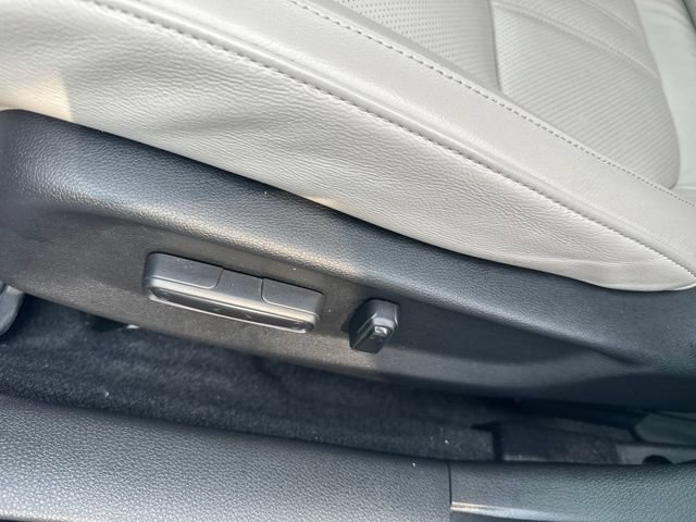 Certified 2021 Honda Insight Touring image 13