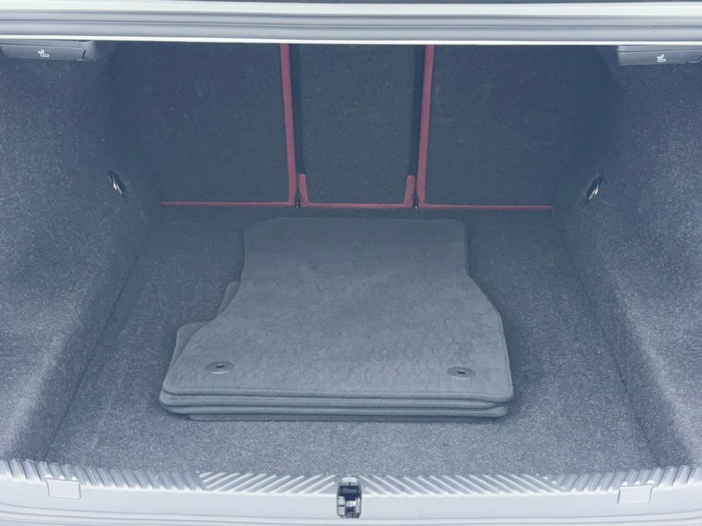 Used 2026 BMW 530i xDrive image 12