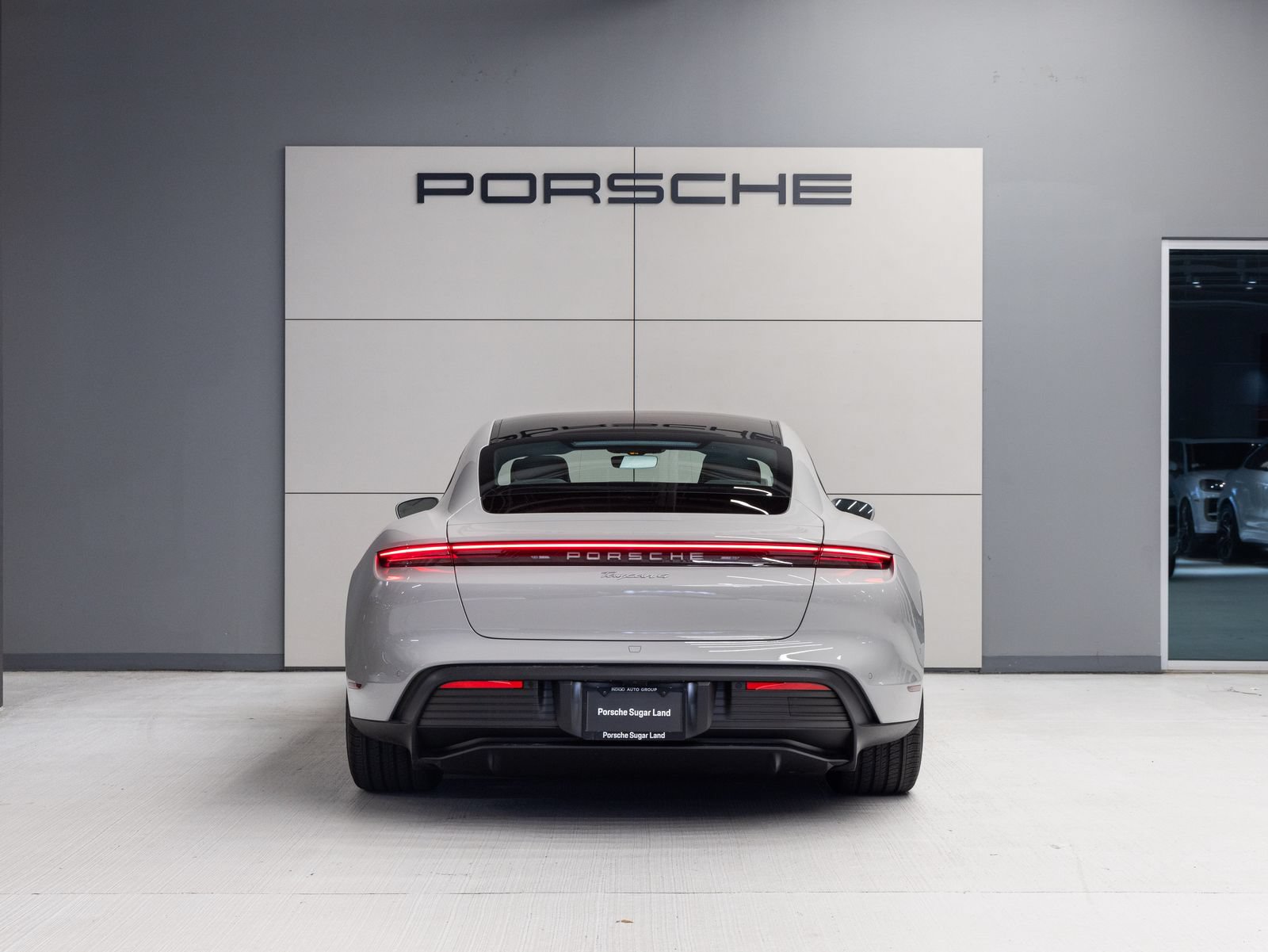 Certified 2026 Porsche Taycan AWD/4WD image 6