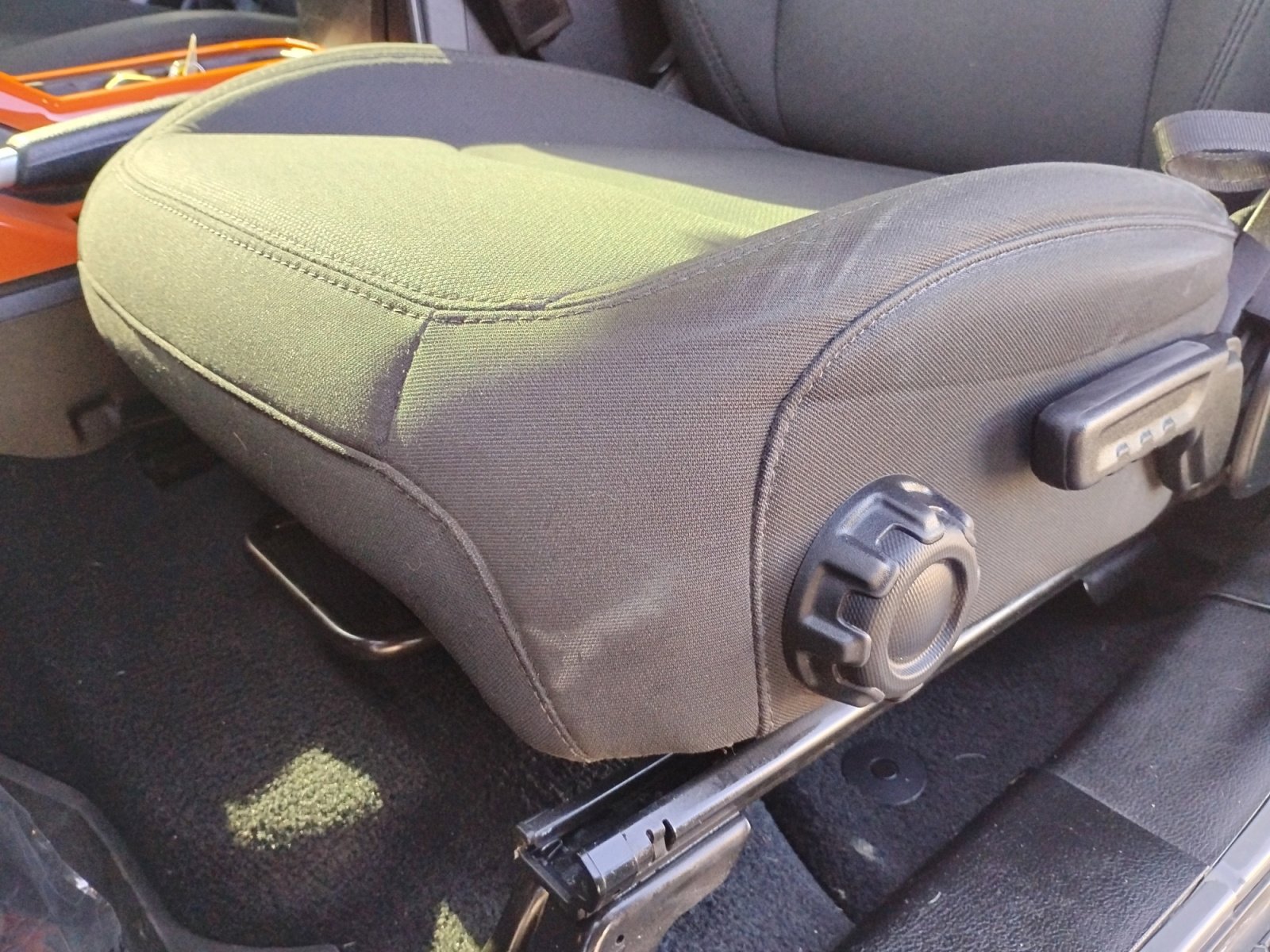 Used 2023 Jeep Wrangler Willys image 15