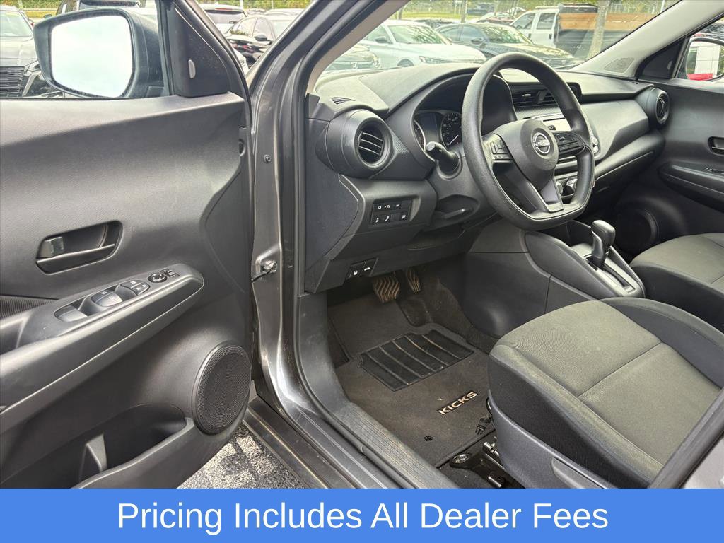 Used 2024 Nissan Kicks S FWD image 15